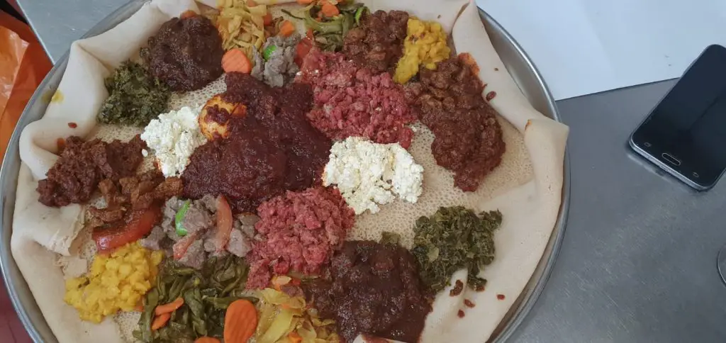 Ethiopian Mixed Platter Dishes - Mahberawi